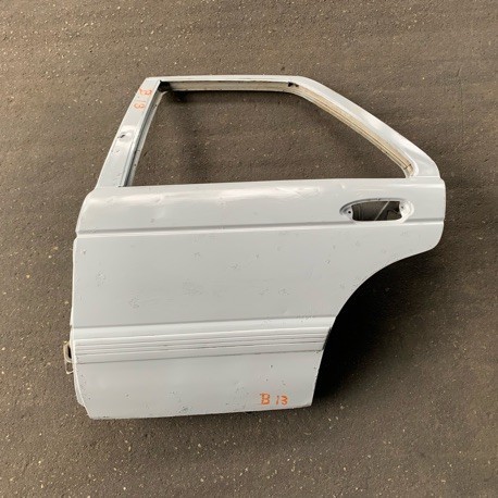 REAR LH DOOR SHELL SENTRA B13 NISSAN