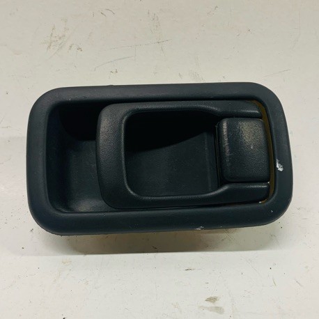 INNER DOOR HANDLE RH BLACK NISSAN B13 B14 Y10