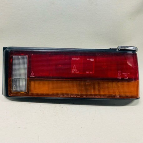 MAZDA 323 LX TAIL LAMP RH