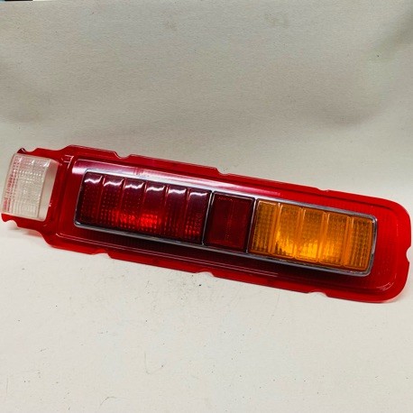 GENUINE TAIL LAMP LENS RH TOYOTA CROWN RS60