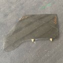 NISSAN SENTRA B12 FRONT DOOR GLASS  LH