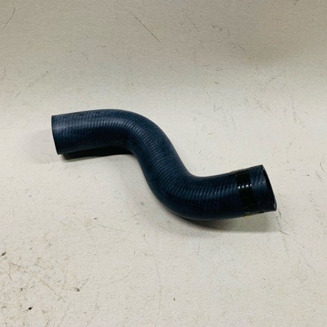 TOP RADIATOR HOSE NISSAN PRIMERA P10 P11