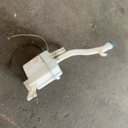 WINDSCREEN WASHER BOTTLE NISSAN NOTE E11