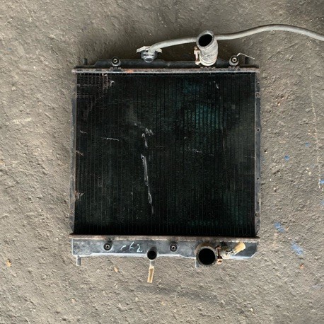 NISSAN SENTRA B14 RADIATOR