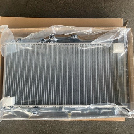 RADIATOR TOYOTA COROLLA AE100 AE110