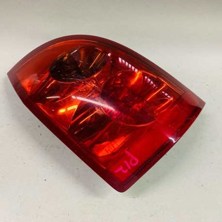 NISSAN PRIMERA P12 WAGON TAIL LAMP RH USED