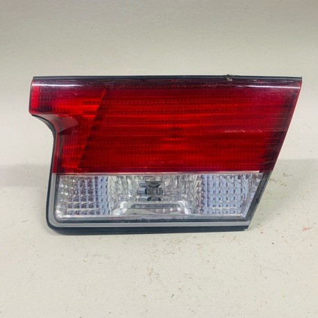 NISSAN SENTRA B15 TRUNK REFLECTOR '92 RH