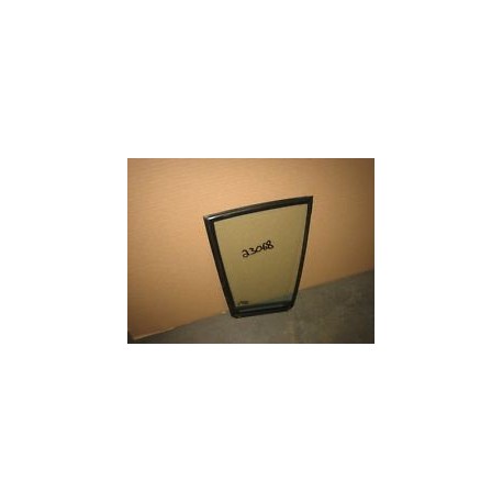 TIIDA HATCHBACK REAR DOOR QUARTER GLASS RH USED