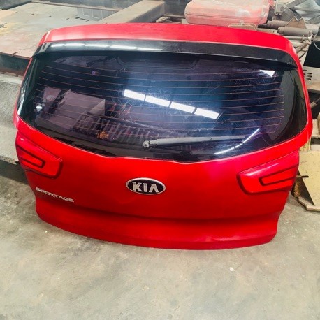 HYUNDAI TUCSON 94 TAIL GATE ORIGINAL