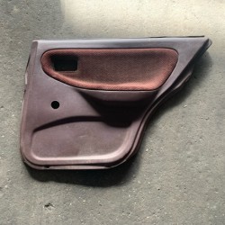 UPHOLSTERY DOOR NISSAN B13 RED MANUAL REAR RH