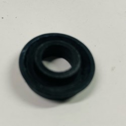 BRAKE CUP RUBBER 13/16 WITH HOLE L300