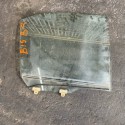 NISSAN SENTRA B12 FRONT DOOR GLASS  LH