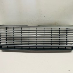 GRILLE MITSUBISHI GALANT RWD DSH