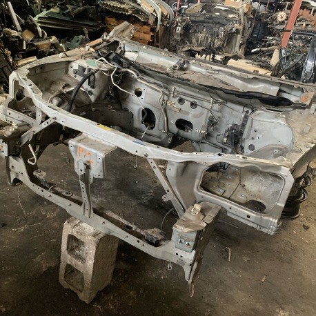 FRONT HALF BARE NISSAN PRIMERA P12