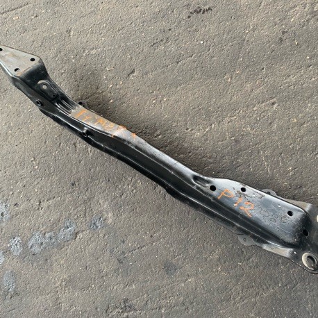 HYUNDAI TUCSON 94 REAR CROSS MEMBER