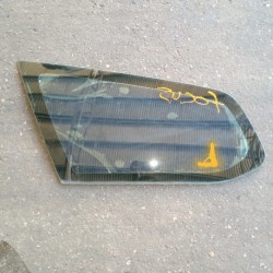 NISSAN SENTRA B12 FRONT DOOR GLASS  LH