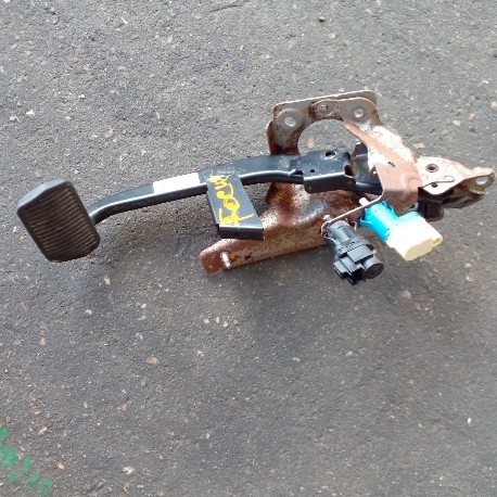 PEDAL BRAKE ASSY FORD FOCUS II 2008