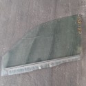 FRONT DOOR GLASS LH MITSUBISHI LANCER CB