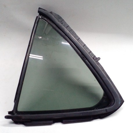 REAR DOOR QUARTER GLASS TOYOTA AQUA RH