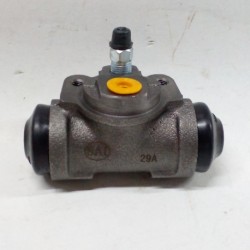 REAR WHEEL CYLINDER TOYOTA CROWN MS80-MS122 J70